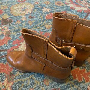 JCREW Women's brown boots, Size 8, 1in. heel